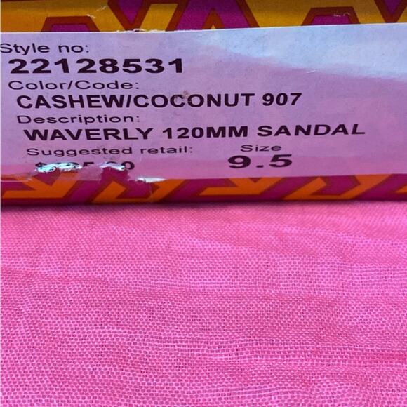 9 1/2 Tory Burch 5 inch heels - Picture 5 of 11